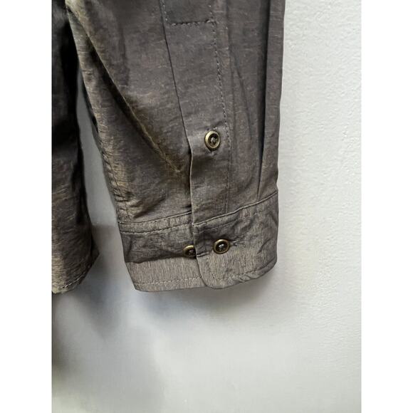 Swiss Tech Shirt Men Size Medium Long Sleeve Button Front Nylon Outdoors Grey - Picture 6 of 6